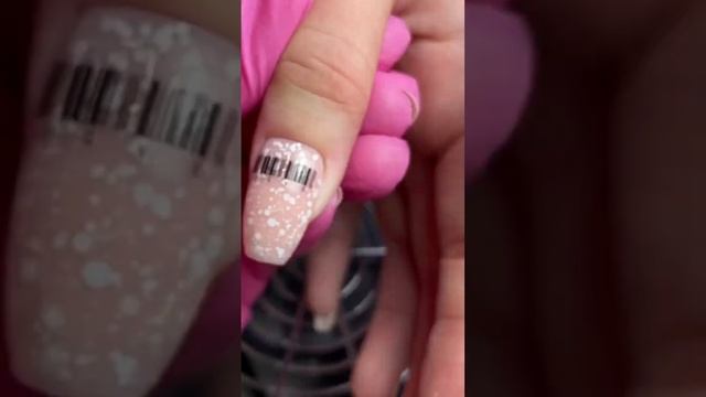 Маникюр на 1 сентября?? маникюр в школу #маникюр #гельлакабакан #ногтиабакан смотреть онлайн