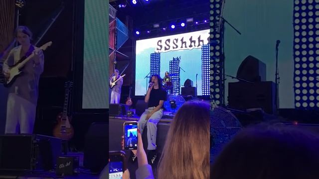 ssshhhiiittt! — звездные ночи live [Москва, VK Музыка Summer Stage, 22.07.23] смотреть онлайн