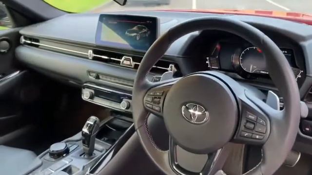 Toyota Supra смотреть онлайн