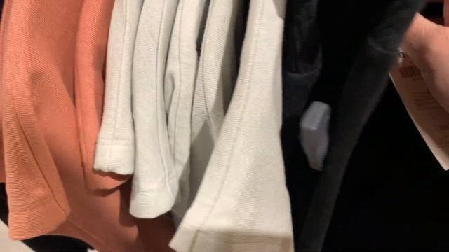 ВЕСНА 2021: ОБЗОР КОЛЛЕКЦИЙ ZARA И STRADIVARIUS. ПОКУПКИ С ПРИМЕРКОЙ. ШОПИНГ ВЛОГ. ЧАСТЬ 1. смотреть онлайн