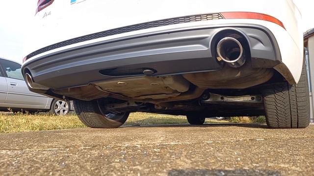Audi A4 B9 With 034 Motorsport Res-X First Resonator Delete / Cold Start + Small Revs