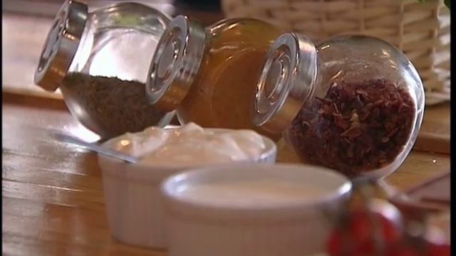 Вкусно и здорово - Свинина фламбе и 3 соуса смотреть онлайн