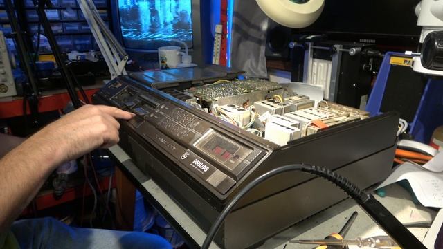 Philips N1502 repair, part 2. смотреть онлайн