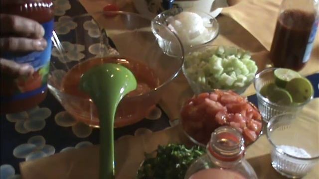 Закуска к пиву, коктейль из креветок смотреть онлайн