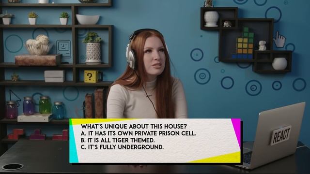 Adults React to Nightmare Homes For Sale (Would YOU Live Here?) смотреть онлайн