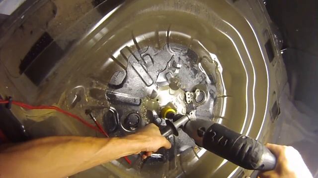 Geely Emgrand EC7 LPG засверловка на вентканал балона смотреть онлайн