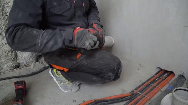Канализационный стояк в квартире. Простой пример замены /Строй Сам/ смотреть онлайн