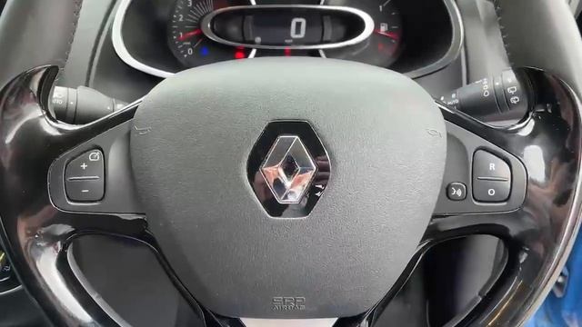 FY16WMK Renault Clio Diesel Hatchback Clio 1.5 DCi 90 Dynamique Nav 5dr Hatchback смотреть онлайн