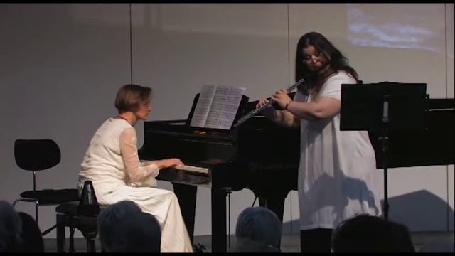 Ruth Zechlin: Sonatine I Lebhaft & II Ruhig bewegt, zart | Flöte an Tasten смотреть онлайн