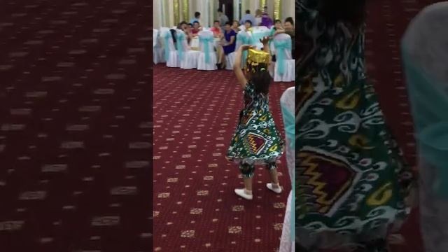 Кенбай Енлик УЗБЕКСКИЙ ТАНЕЦ смотреть онлайн