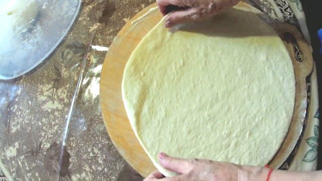 ПИРОГ С ТУШЕНОЙ КАПУСТОЙ, НОВЫЙ ВАРИАНТ КАПУСТНОЙ НАЧИНКИ смотреть онлайн