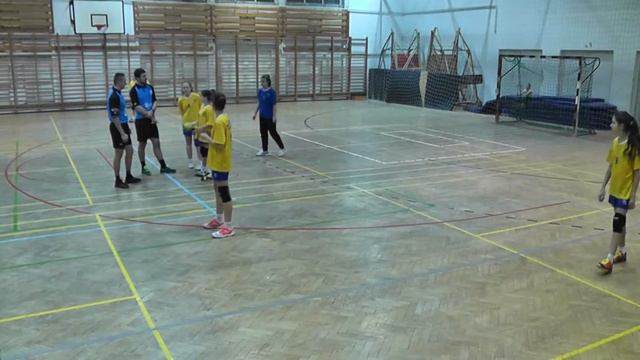 DSI-Szekszárd 1. és 2. harmad смотреть онлайн