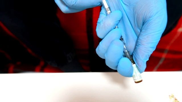 КРОЛИК ЗАБОЛЕЛ, а мама боится ДЕЛАТЬ УКОЛЫ смотреть онлайн