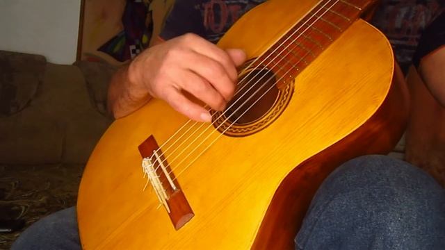 Eterna Saudade. В переводе : "Вечная то-ли любовь, то-ли тоска" . Гитара сделана в Казахстане. смотреть онлайн