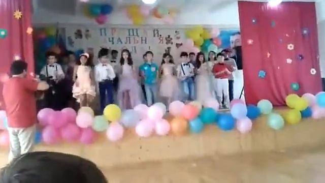 Выпускной окончили 4 класс!!!))))) смотреть онлайн
