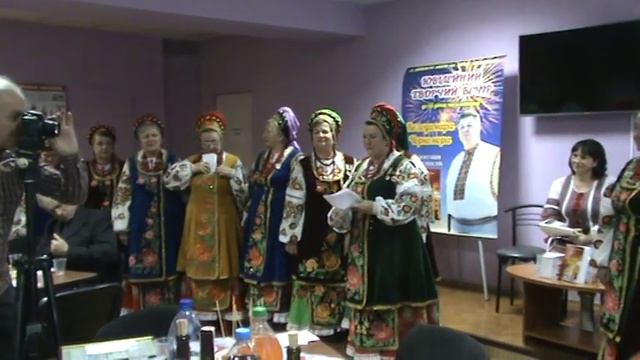Пісня В.Чорномора "Україна свята" виконує народний ансамбль "Горлиця" смотреть онлайн