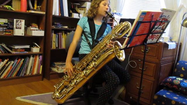 Sarah playing Baritone Sax смотреть онлайн