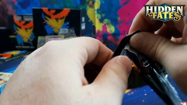 Charizard Pulled! Pokémon Hidden Fate Elite Trainer Box смотреть онлайн