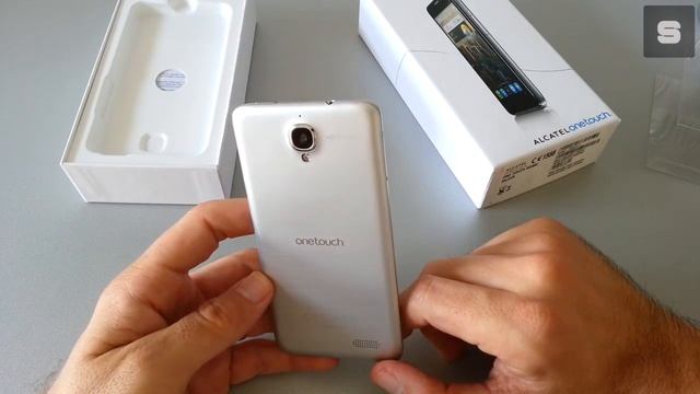 Alcatel One Touch Idol Unboxing video смотреть онлайн