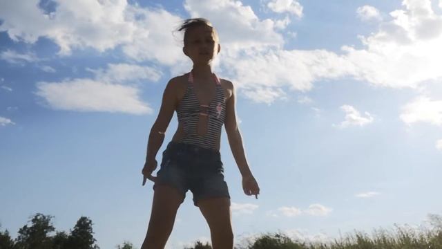 Танец под песню Джованна смотреть онлайн