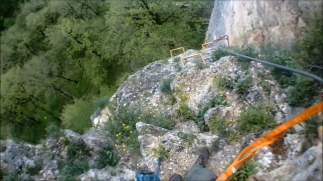 Тест экшн камеры из выживай.рф "SPORTS HD G130" место: Адыгея, ущелье Мешоко смотреть онлайн