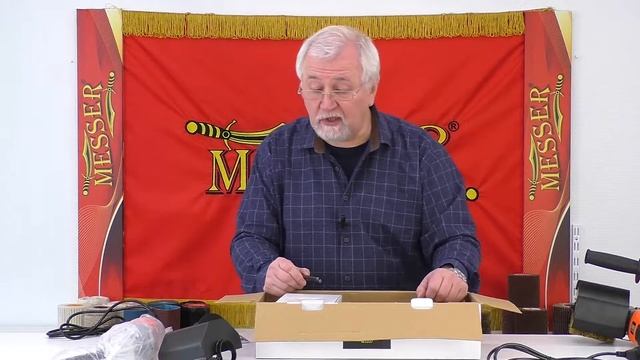 Обзор электроинструмента. Яркая картинка, хороший звук, виртуозный монтаж. И всё это по низу рынка. смотреть онлайн