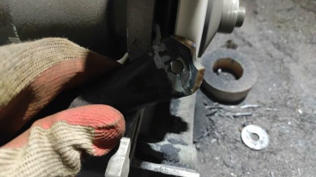 Самодельная пешня Р6М5. Готовлюсь к перволедью... смотреть онлайн