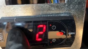 How to navigate Carel Easy Refrigerator controller