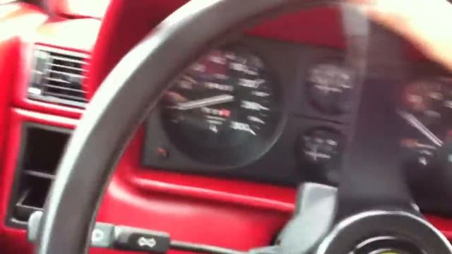 Ferrari 400 GT acceleration with rare 5 speed смотреть онлайн