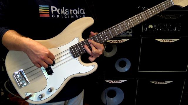 Bartolini 8CPB bass pickup demo (Precision tone) смотреть онлайн