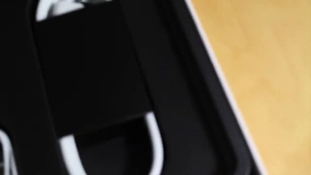 HIIDEAF Short Film - MacBook Pro 13" Retina Display 2.9Ghz 512GB Dual Core i5 Unboxing смотреть онлайн