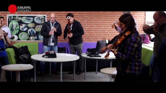 Jacob Gade: Tango Jalousie - EE Music Box #22 смотреть онлайн
