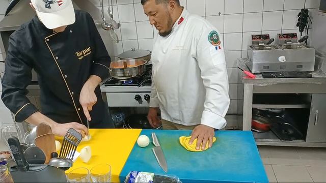 ЗАГОТОВКИ В РЕСТОРАНЕ смотреть онлайн