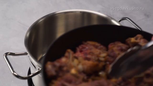 Доступно, очень вкусно и сытно! СУП ИЗ ГОВЯЖЬИХ ХВОСТОВ С ФАСОЛЬЮ. Рецепт от Всегда Вкусно!.mp4 смотреть онлайн