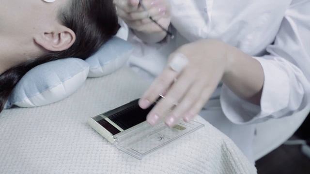 Наращивание ресниц Dolce Vita смотреть онлайн