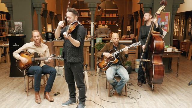 Gypsy Jazz Sessions - "Are you in the mood?" смотреть онлайн