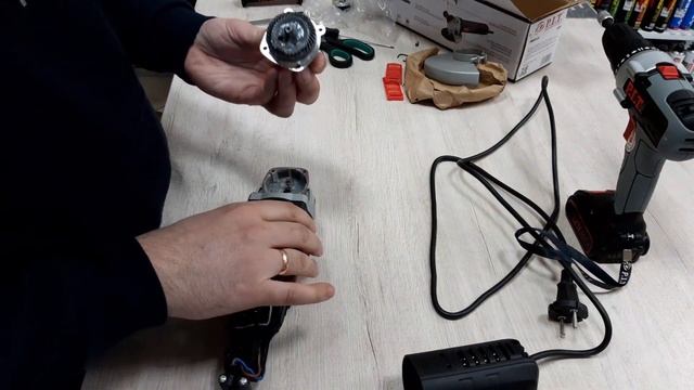 Болгарка P.I.T. PWS125-C4. Обзор новинки. смотреть онлайн