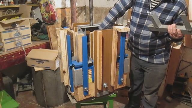 Пресс для сборки корпусов из камыша смотреть онлайн