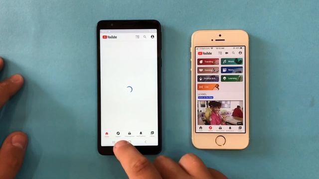 Samsung Galaxy A01 Core vs iPhone SE смотреть онлайн