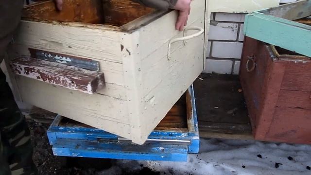 Пчеловождение в 12 рамочных ульях на двух корпусах с надставками смотреть онлайн