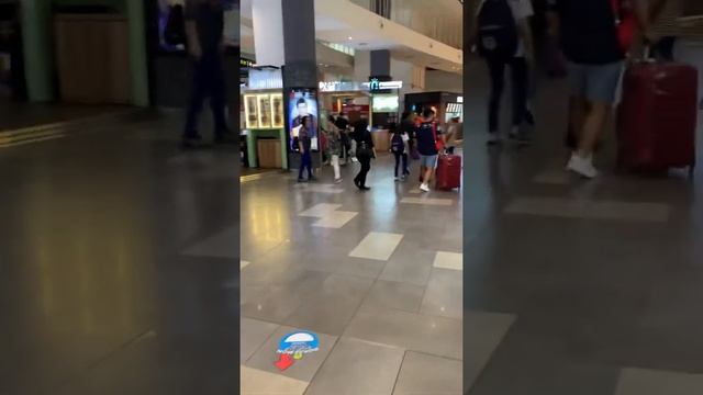 Аэропорт Куала-Лумпур. #куалалумпур #аэропорткуалалумпур смотреть онлайн