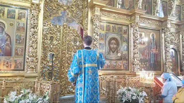 Успение Пресвятой Богородицы - Божественная Литургия смотреть онлайн