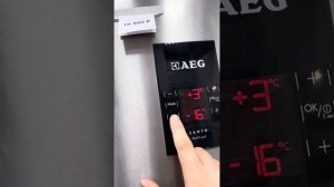 Холодильник аег