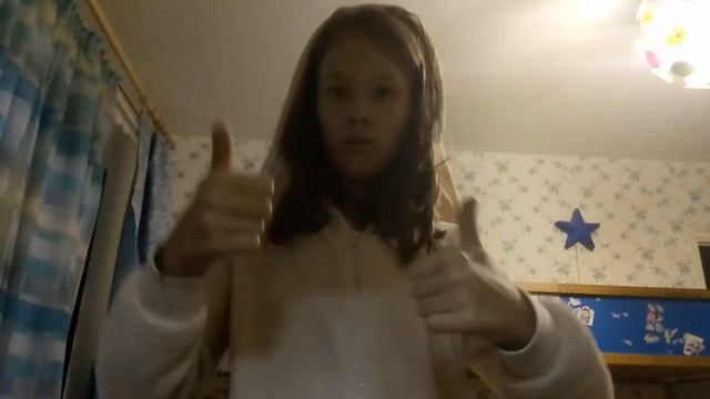 Я спрыгнула с двухэтажной кровати???? смотреть онлайн