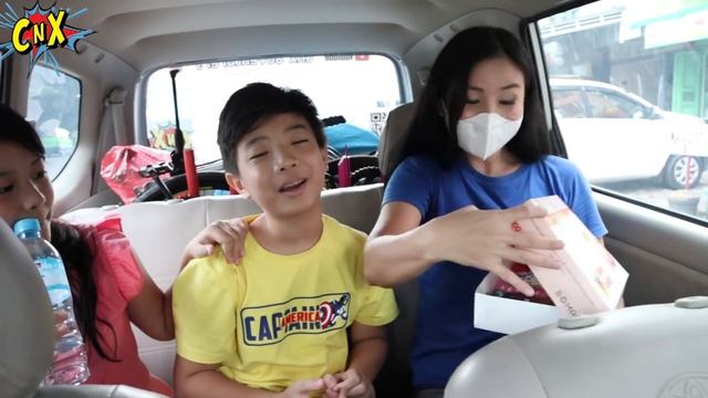 DRAMA | BERBURU DONAT KARAKTER AJAIB DI MOBIL ! Doraemon,Spongebob & Hello Kitty | CnX Adventurers смотреть онлайн