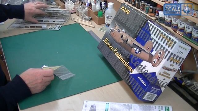 Eduard 1/72 B-24D Mission Centenarians Ltd Edition смотреть онлайн