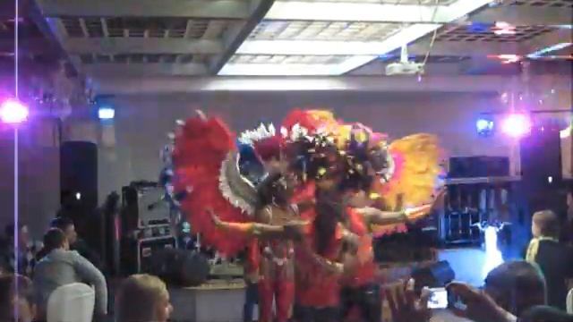 Бразильское шоу Sol Brasil, яркая самба, новые костюмы! смотреть онлайн