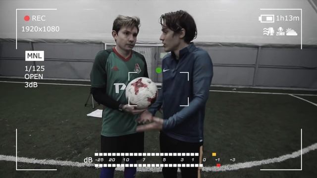 ЯЙЦА VS МЯЧ ДЛЯ БОУЛИНГА смотреть онлайн