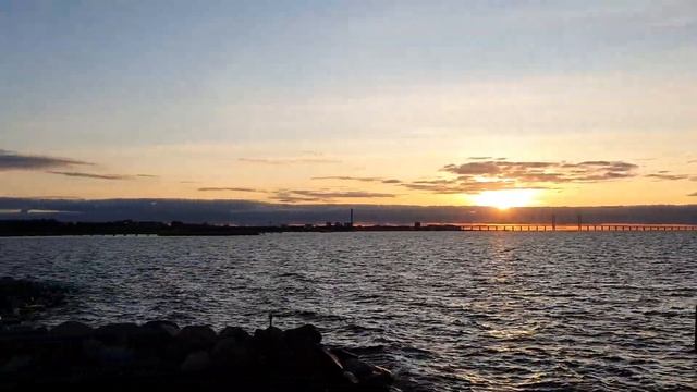 Вид на Эрессунский мост со стороны Мальмё (Швеция) 01.11.2019 смотреть онлайн
