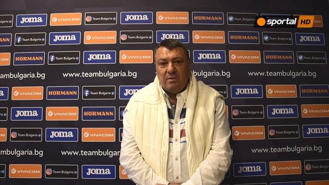 Участниците преди старта на 